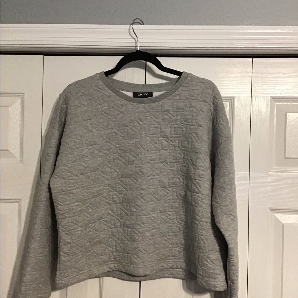 DKNY Quilted Crew Neck Gray Cropped Sweatshirt Size Large